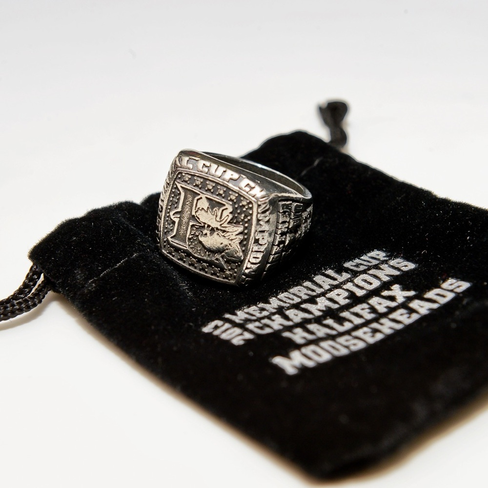 Silver tone Halifax Mooseheads 2013 Memorial Cup Championship Replica Ring